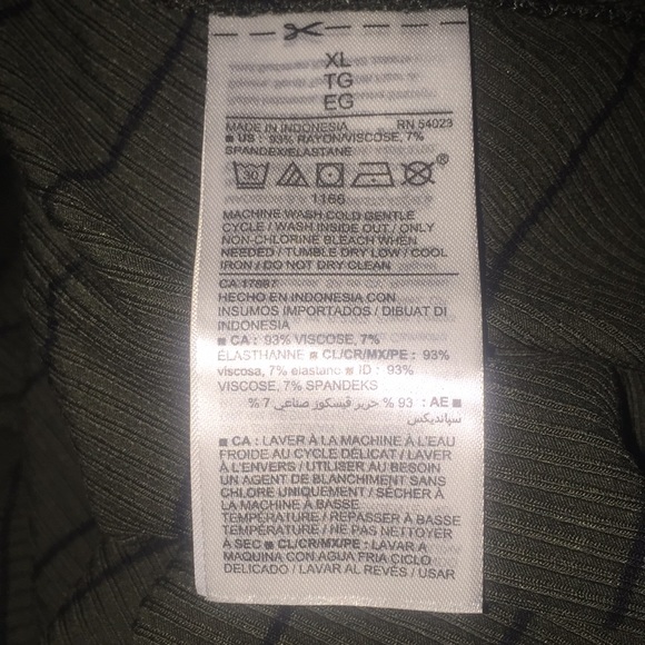 Old Navy Ribbed Olive Stripe Dress - Picture 3 of 6